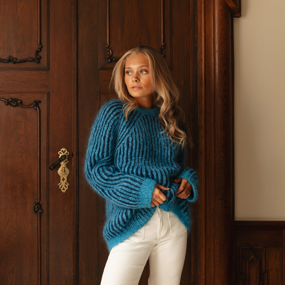 Bolcher Sweater